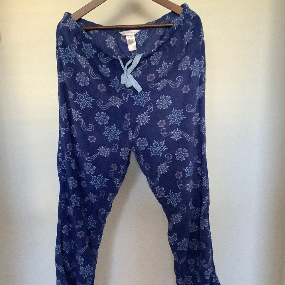 🌹2 for $15🌹 Northern Reflections Adult size L